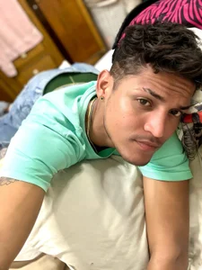 NeomarErick look me  4টি ছবি