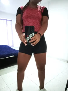 Betzabeth_Long Public slika 5