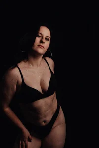 JuliyaMayss mch Pic 2