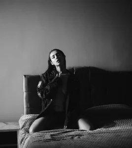 Ciielo_777 🤍sexy black and white 🖤 Immagine  6