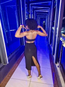 NaughtyGymBabe Public Pic 8