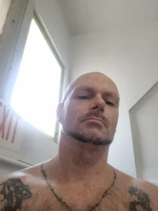 thatgoodmattgood Public  8. fénykép