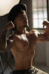 Valentino_Xander SEXY COWBOY🤠 Gambar 6