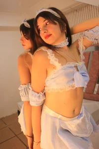 Can you give me a little love? od LolaSweet_As  3 snímek