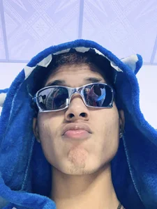 🩵 de boyswantingplay  2 Imagens