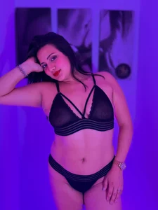 IvonneRoss_ Looks that provoke🎀💋 Pic 3