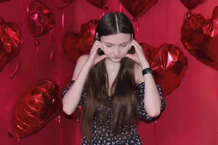 NikaRainのSt. Valentineの 3枚の写真