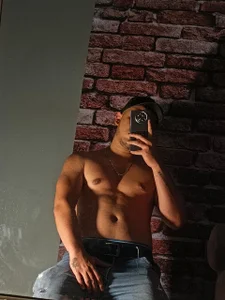 lyonGold_ Public slika 5