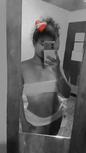 Saray-sexy1: Public ( 7 фото)