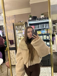 Nicole_Loving: Public ( 7 фото)