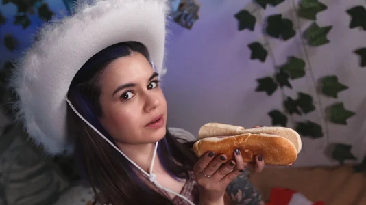 Lil_Amelie 4th July! Yay, HOTdogs! Pic 5