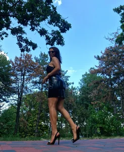 Lissabeta Sexy leather Immagine  3