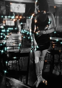 IN THE CLUB od Kittywhiteass  5 snímek