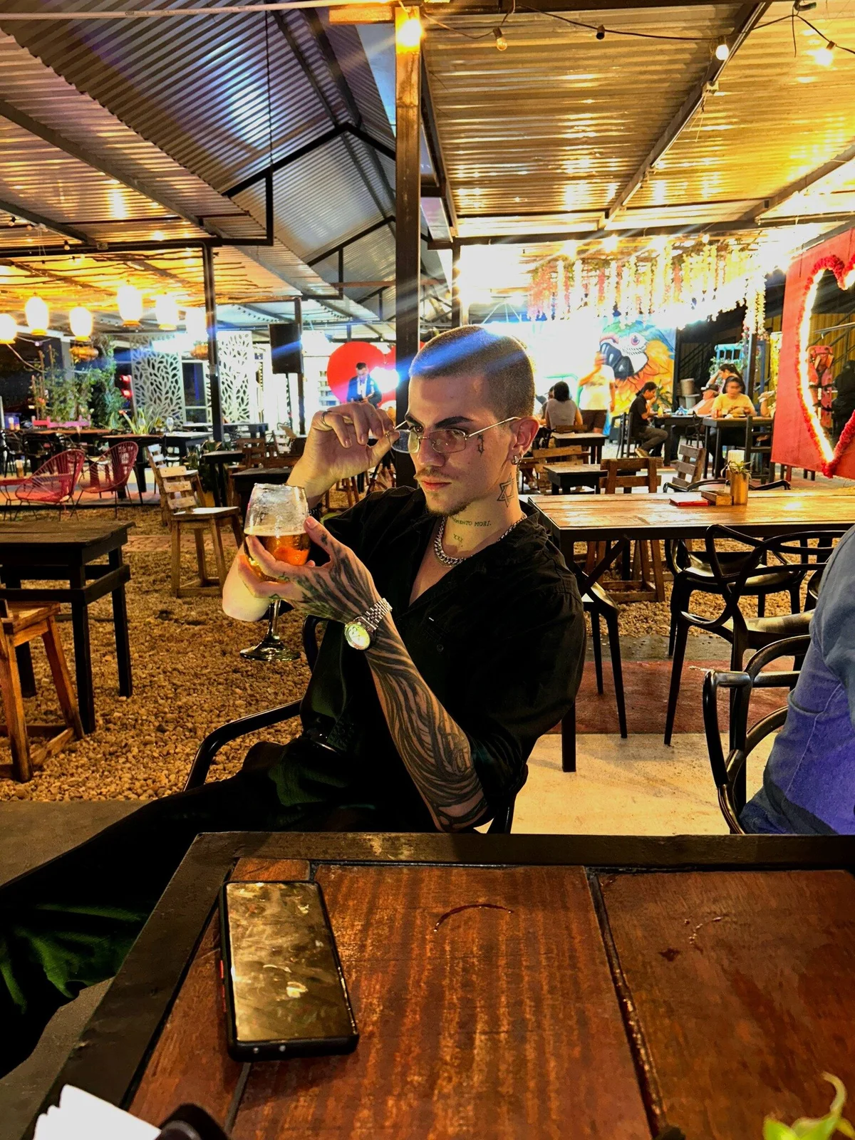 Трендове зображення  3421 paul-mendezx