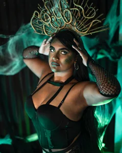 victoria_roussee Snake🐍🐍 Pic 2