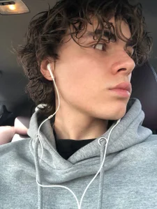 istairee1 Public Poză 2