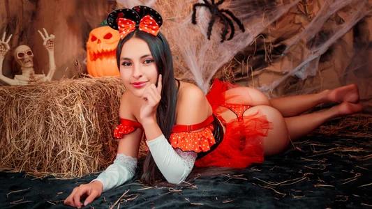 Annie__2 Happy Halloween🎃 With Minnie🌸 зображення 3
