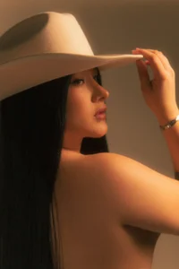 Leaa_Cox: Cowgirl Cox🐴🤠 ( 3 фото)