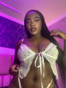 ReinaMiah White set  2. fénykép