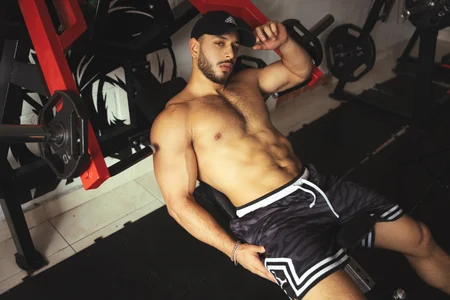 mike_belle Stud working out Immagine  7