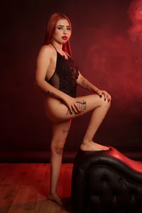 MilaNoir Public  3টি ছবি