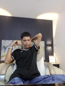 daimon_salvatorePublic Bild 7