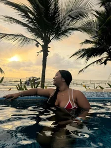 MadisonHunter2024 Enjoying the beach and the sea Pic 6