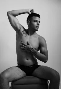 heteros_hot_ Yeis Immagine 