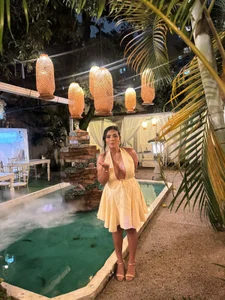 I'm sweet... until they provoke me I love to laugh, dance, consent and feel that you want me to💛🫦 de mia_hank  2 Imagens