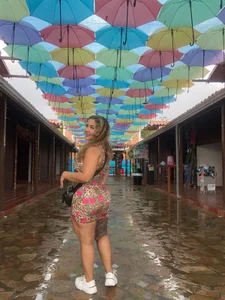 camile_milf mys look Pic 6