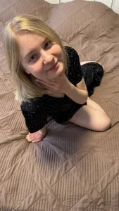 OdelinaFicken home outfit Pic 5