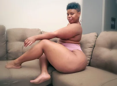 ThickAmy Public Kuva 2