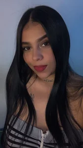 Emily_rivera78 Public  6টি ছবি