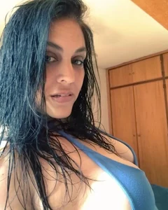 Public de CRUELLAXX  3 Imagens