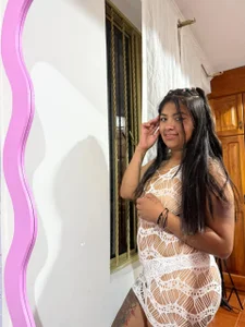 JESSICA__20 Public  4. fénykép