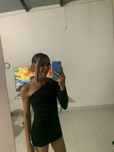 Aleja_Hernandez_ Public Pic 3