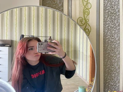 IsabellLongin Public Pic 8