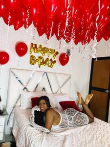 Christie_Wilde my birthday ♥ Pic 3