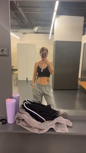 Julia-Stegner Just me Foto 4