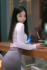 kiki-chloe Public Kuva 4