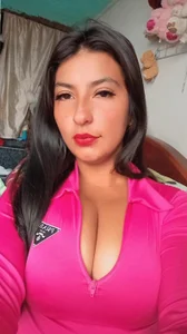 anahi_022 Public Pic 3