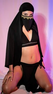 Yaseminn__ Public รูป  5