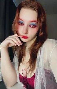 MaddisonLee Public Pic 2