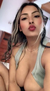 Cami_Leon2 😘 Foto 2