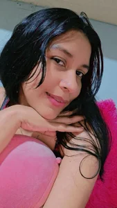 Jade_Russ “A little bit of me” Billede