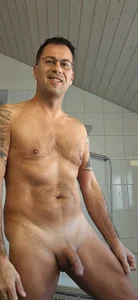 bobyy374 bobyy374 a Pic