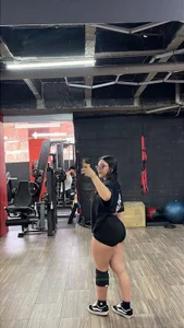 MissCharlottte_18 Gym time Pic 2