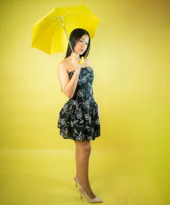 lily__star 💛 Gambar 2