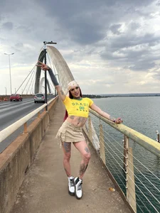 charlotbelucci_ Brasil Poză 2