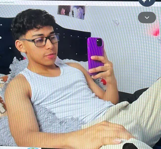 Robert__Zan Public Pic 2